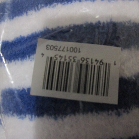 Charter Club Women's 2-Pack Fuzzy Butter Socks Hanukkah, menorah One Size NWT - Picture 7 of 8